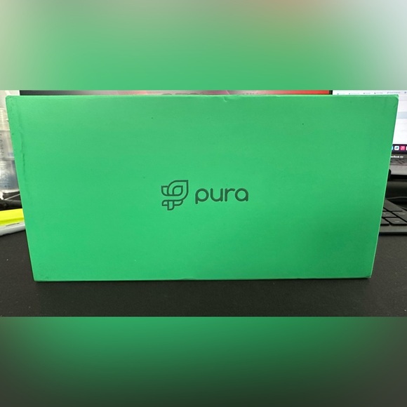 Pura Starter Kit with 2 refills! - Picture 2 of 5
